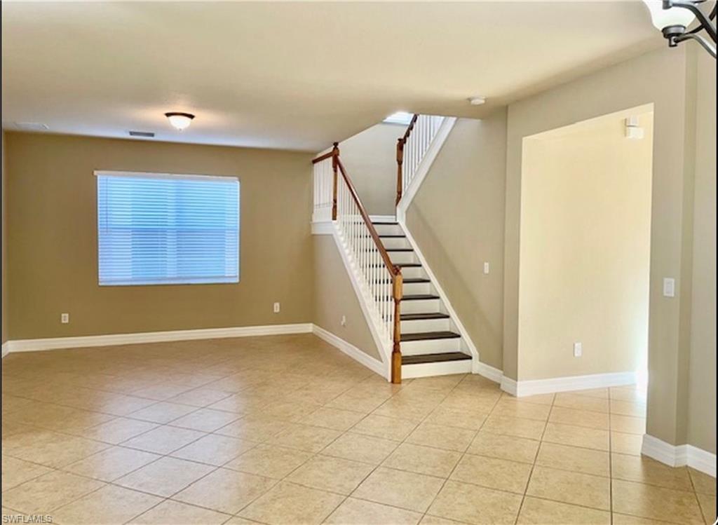 BOTANICA LAKES - Residential Lease