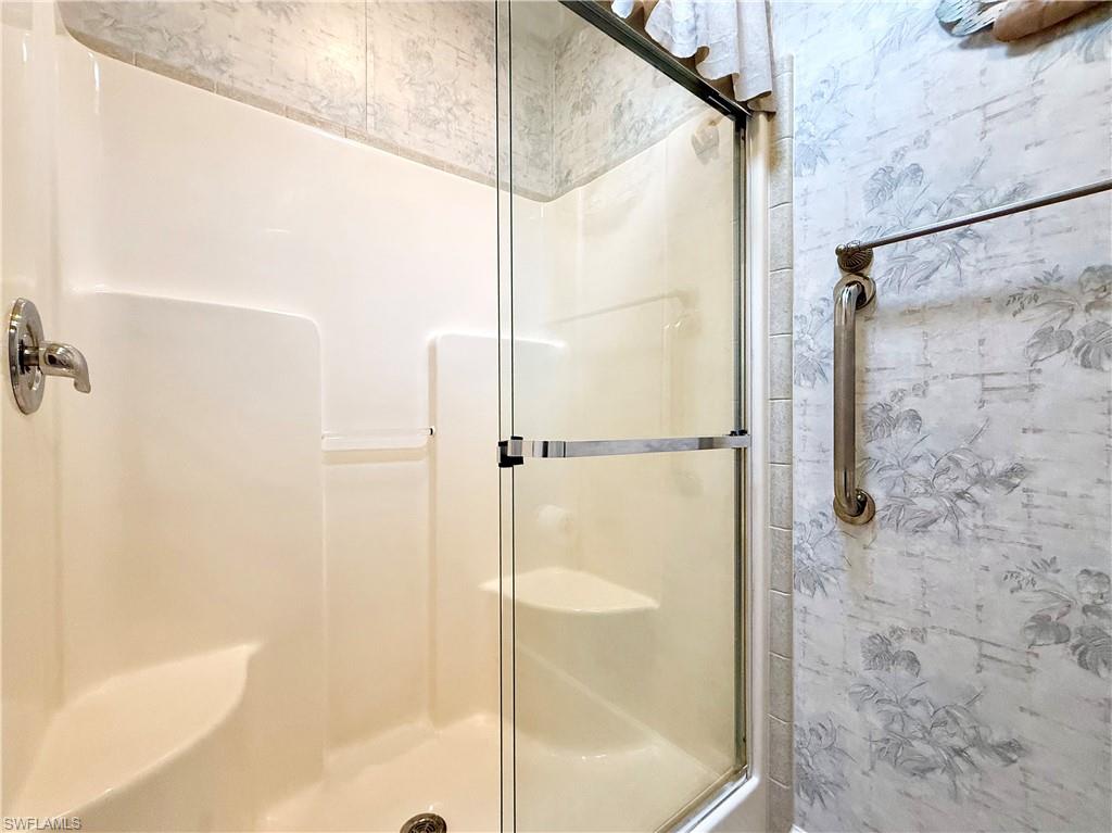 ENCHANTING SHORES - Residential