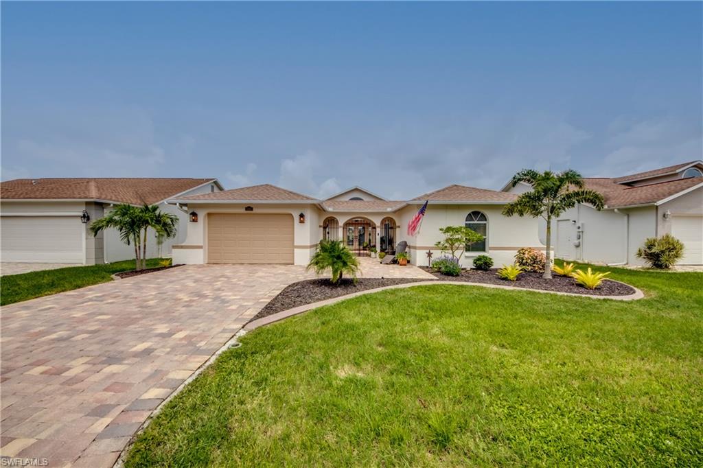 SABAL SPRINGS GOLF AND RACQUET CLUB - Residential