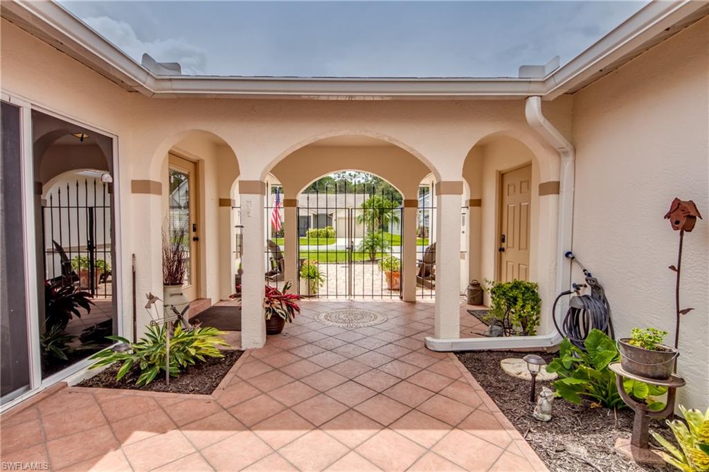 SABAL SPRINGS GOLF AND RACQUET CLUB - Residential