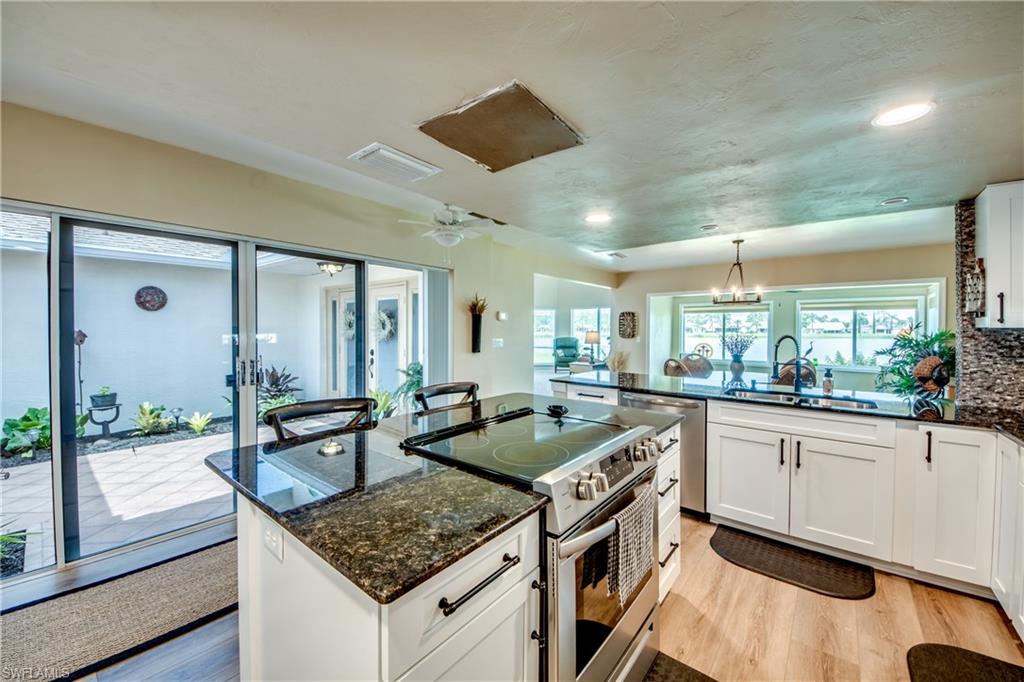 SABAL SPRINGS GOLF AND RACQUET CLUB - Residential