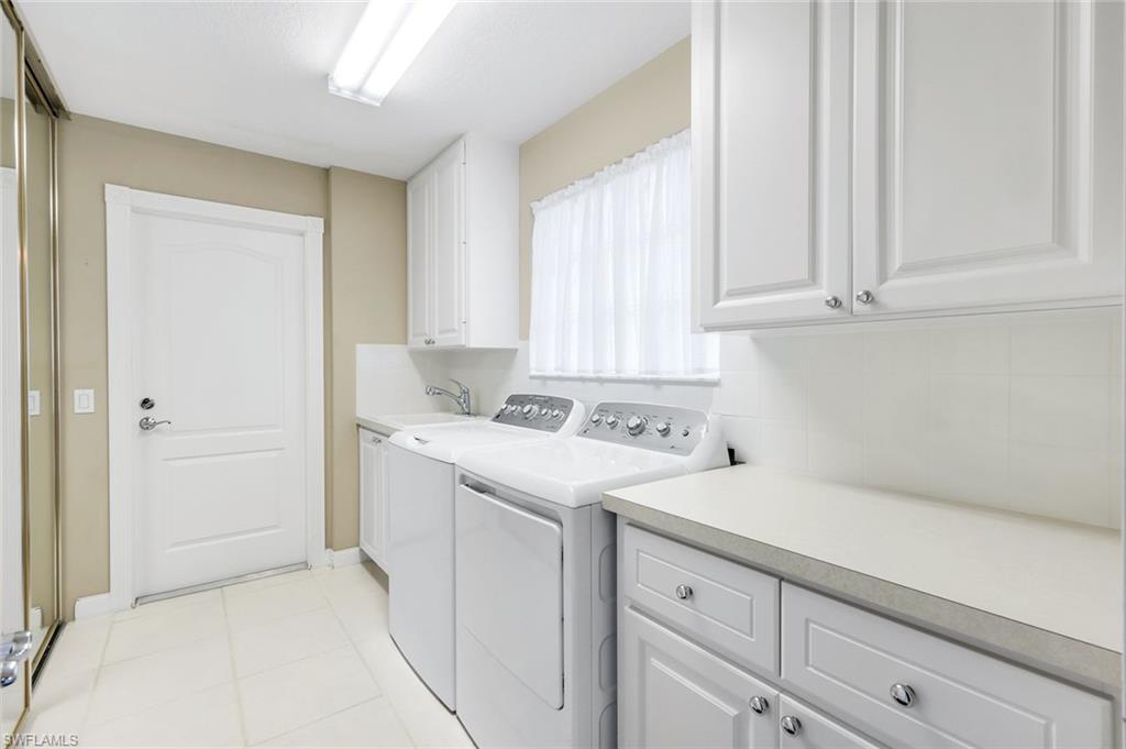 ISLAND WALK - Residential