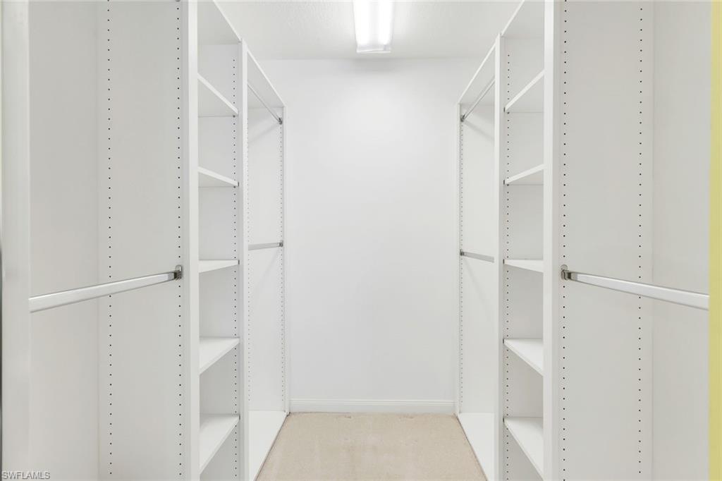 ISLAND WALK - Residential