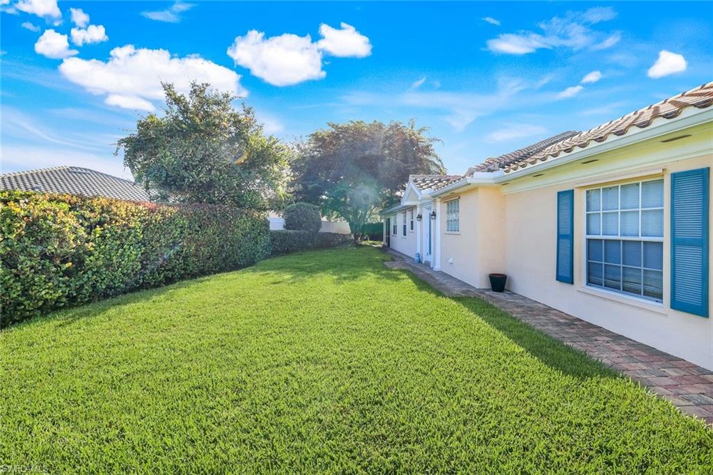 ISLAND WALK - Residential