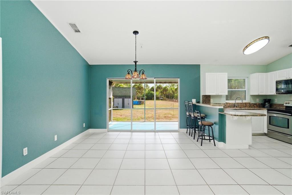 GOLDEN GATE ESTATES - Residential