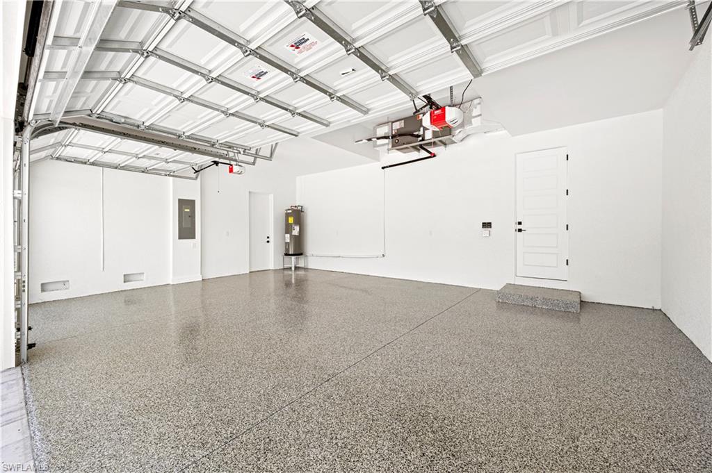 CAPE CORAL - Residential Lease