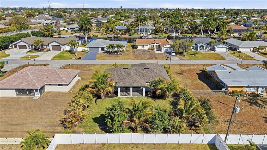 CAPE CORAL - Residential