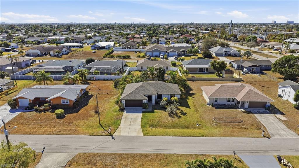 CAPE CORAL - Residential