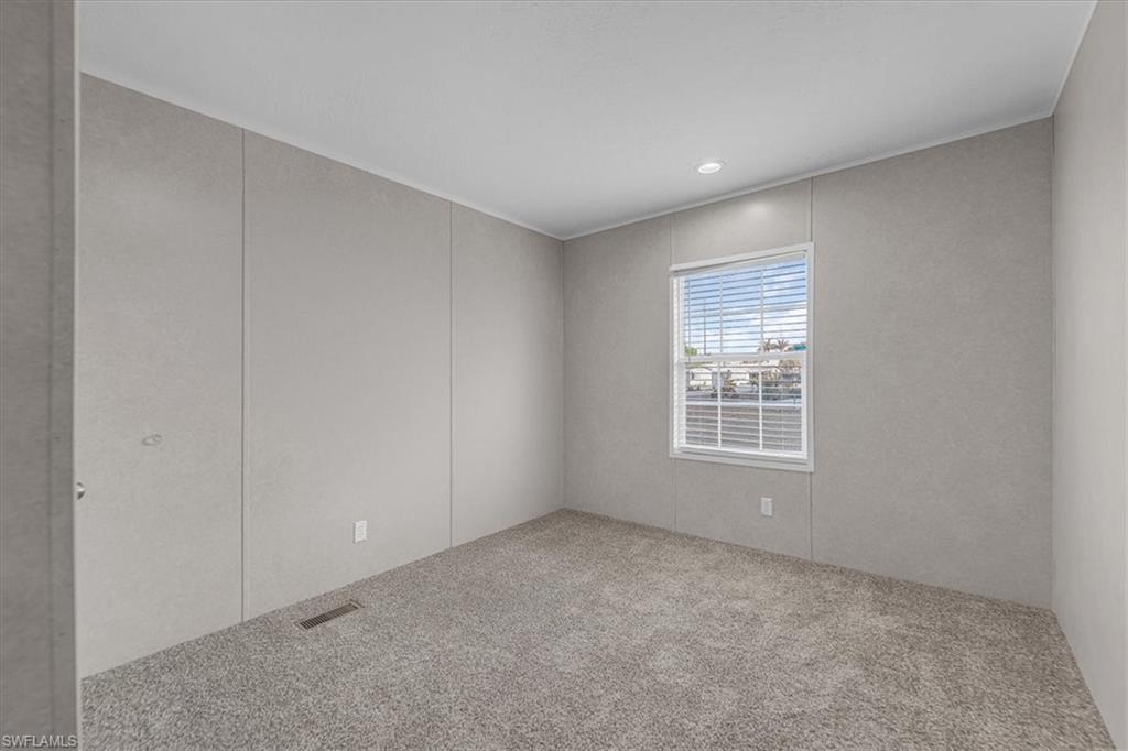 MOORE HAVEN - Residential