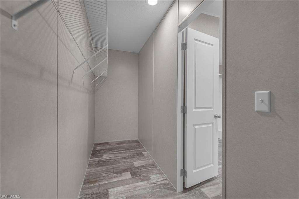 MOORE HAVEN - Residential