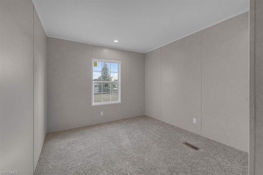 MOORE HAVEN - Residential