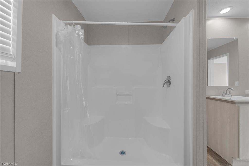 MOORE HAVEN - Residential