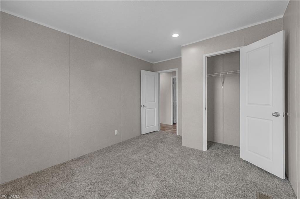 MOORE HAVEN - Residential