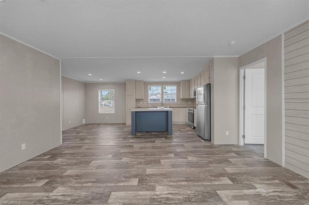 MOORE HAVEN - Residential