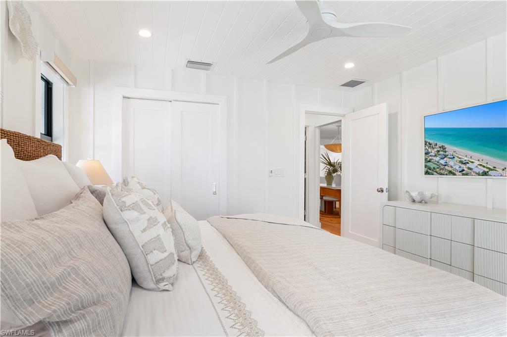 BEACH HOMES - Residential