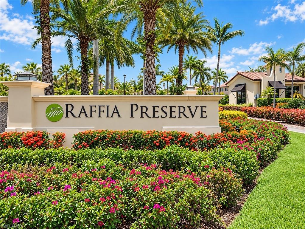4395 Raffia Palm CIR