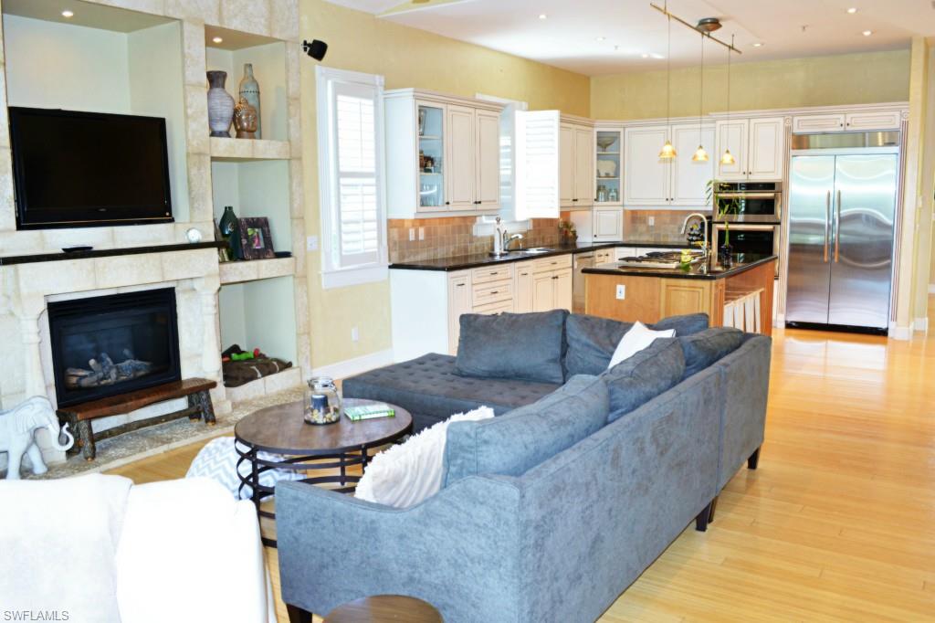 COTTAGE POINT SUBD - Residential