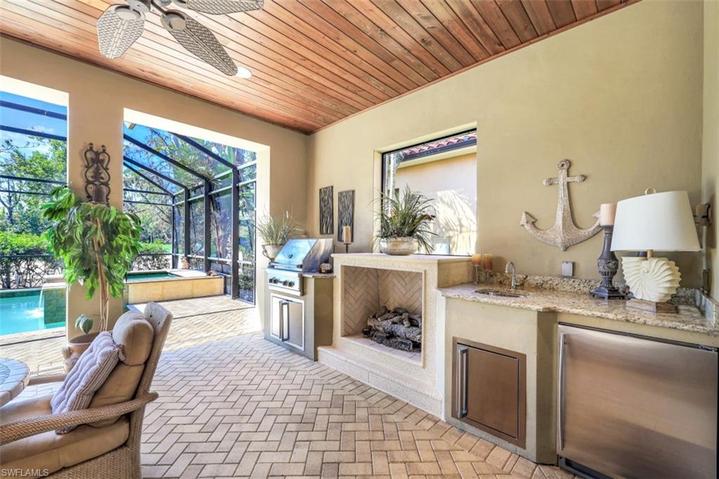 SERAFINA AT TIBURON - Residential