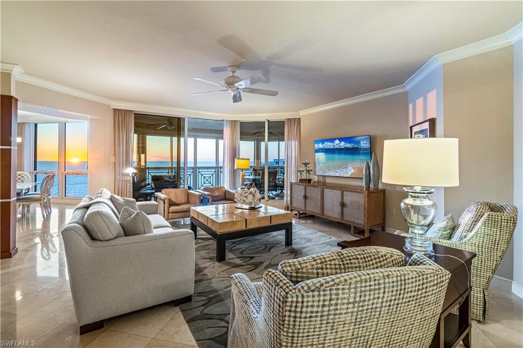 4021 Gulf Shore BLVD N 1804