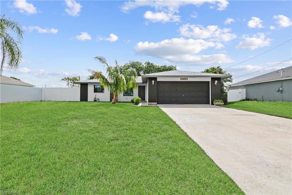 CAPE CORAL - Residential