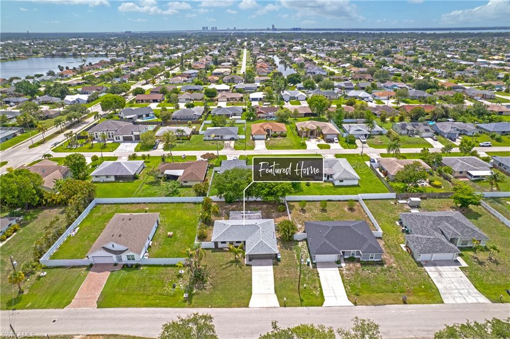 CAPE CORAL - Residential