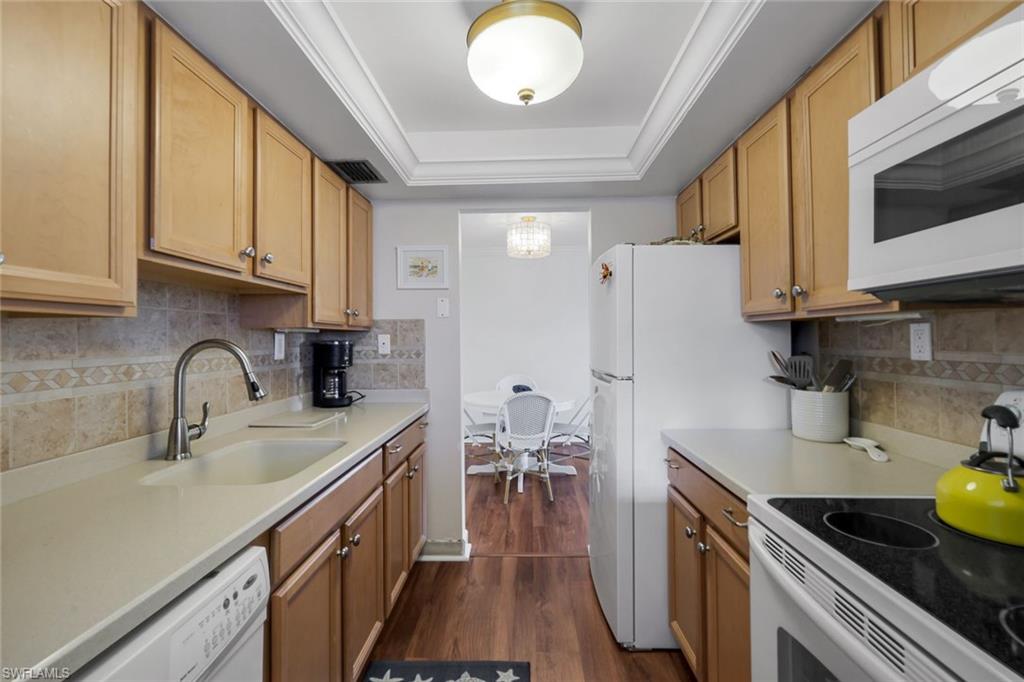 SPANISH CAY CONDO - Residential