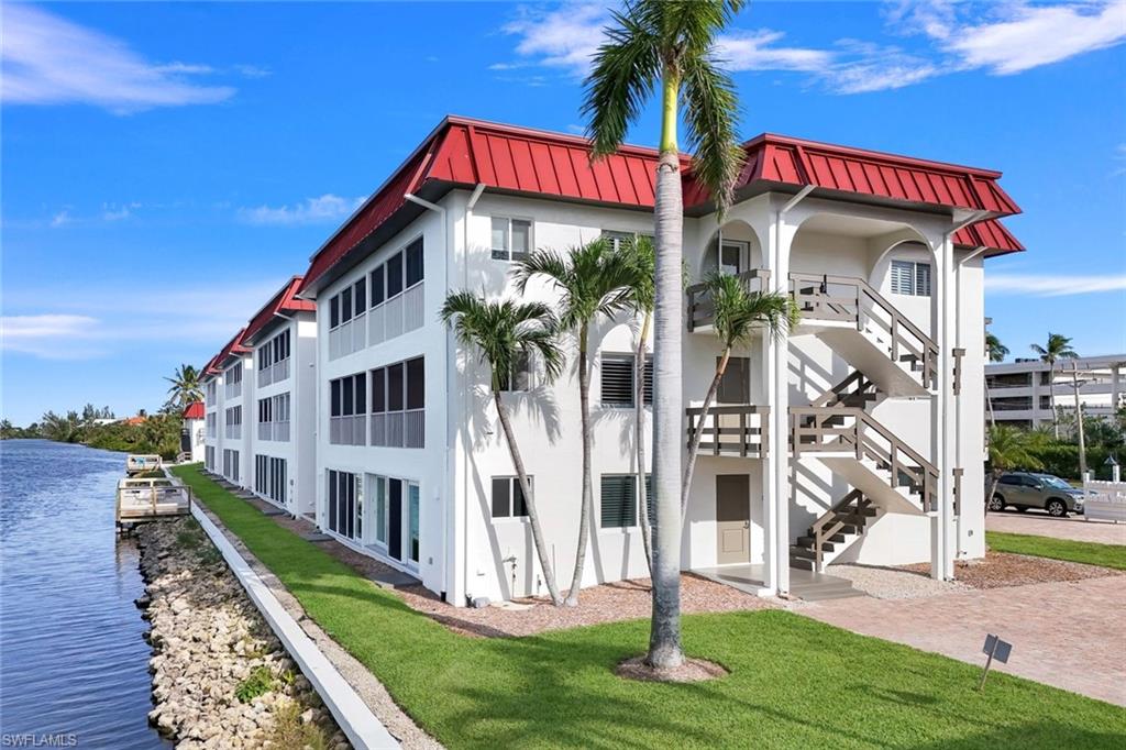SPANISH CAY CONDO - Residential