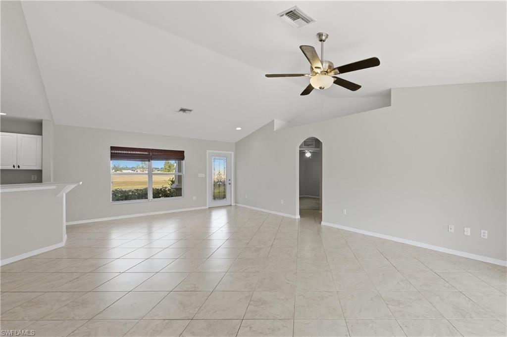 CAPE CORAL - Residential