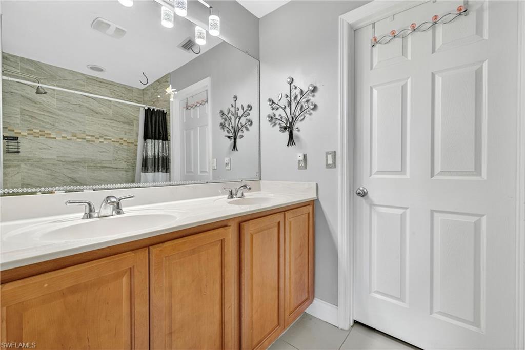 VISTANNA VILLAS - Residential