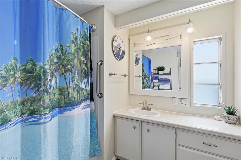 MARINERS COVE - Residential