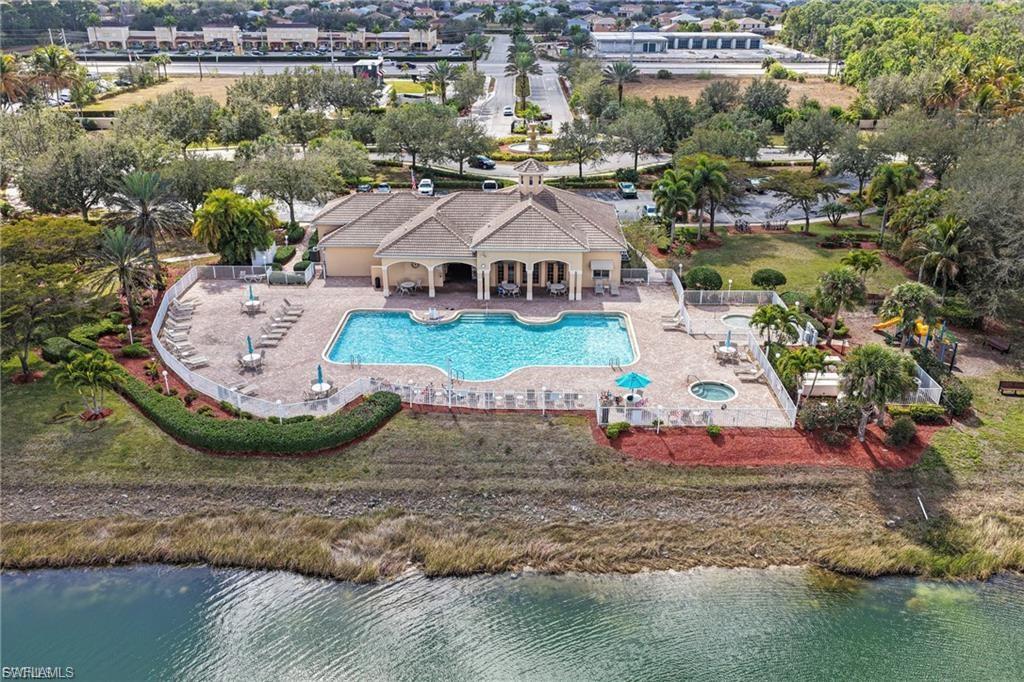 OLYMPIA POINTE - Residential