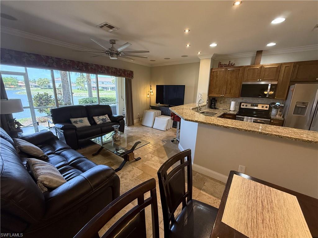 OLYMPIA POINTE - Residential