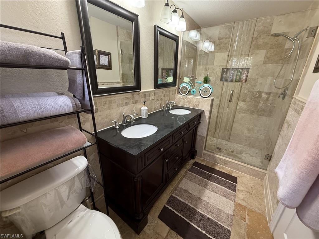 OLYMPIA POINTE - Residential