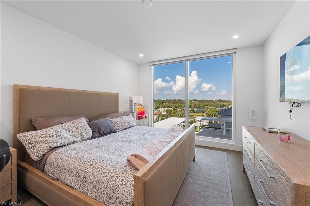 KALEA BAY TOWER 400 - Residential