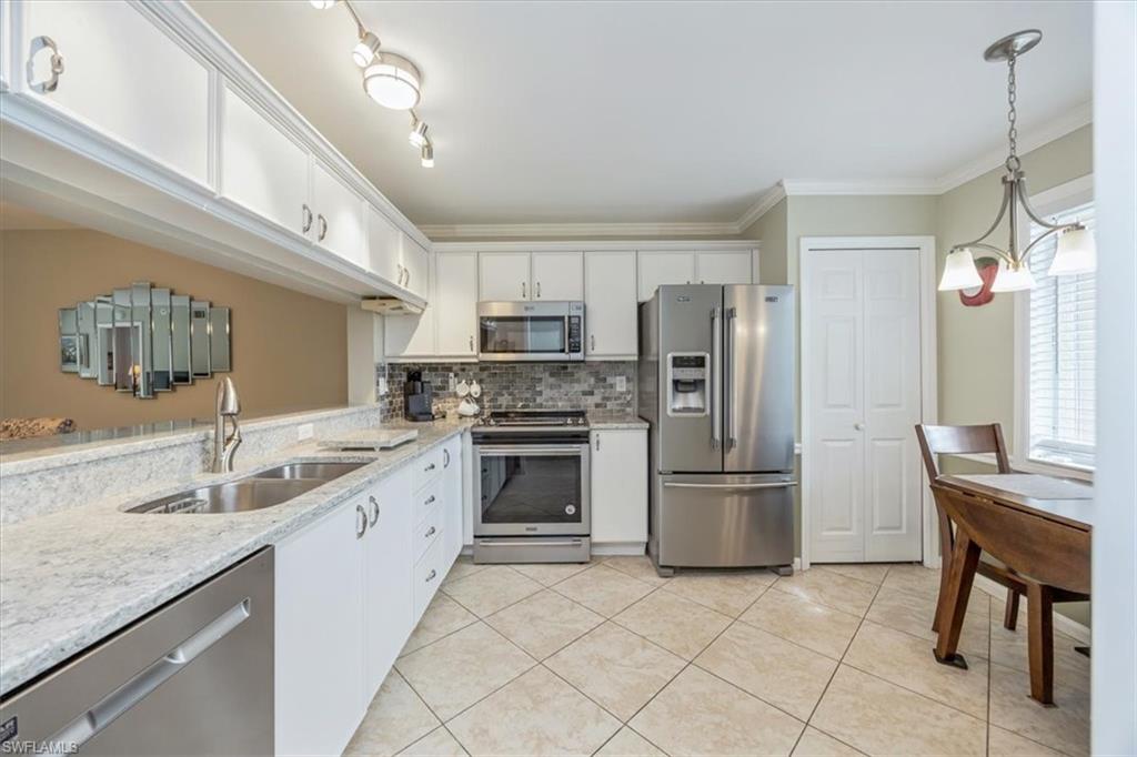 GLENMOOR GREENS - Residential