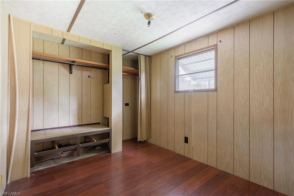 MOBILE MANOR - Residential