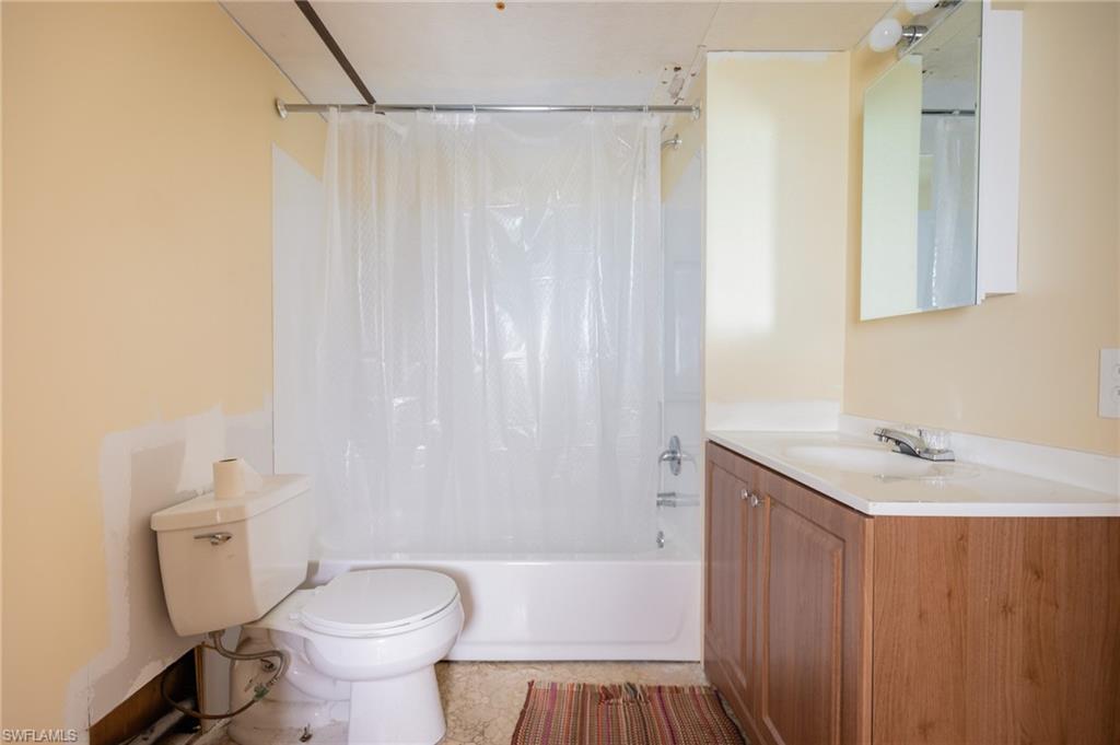 MOBILE MANOR - Residential