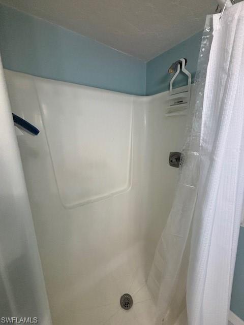 DAVIS LAKE CONDO - Residential Lease