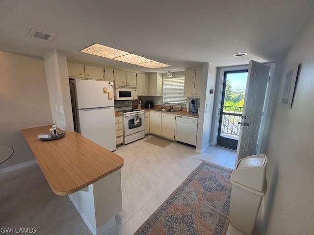 DAVIS LAKE CONDO - Residential Lease