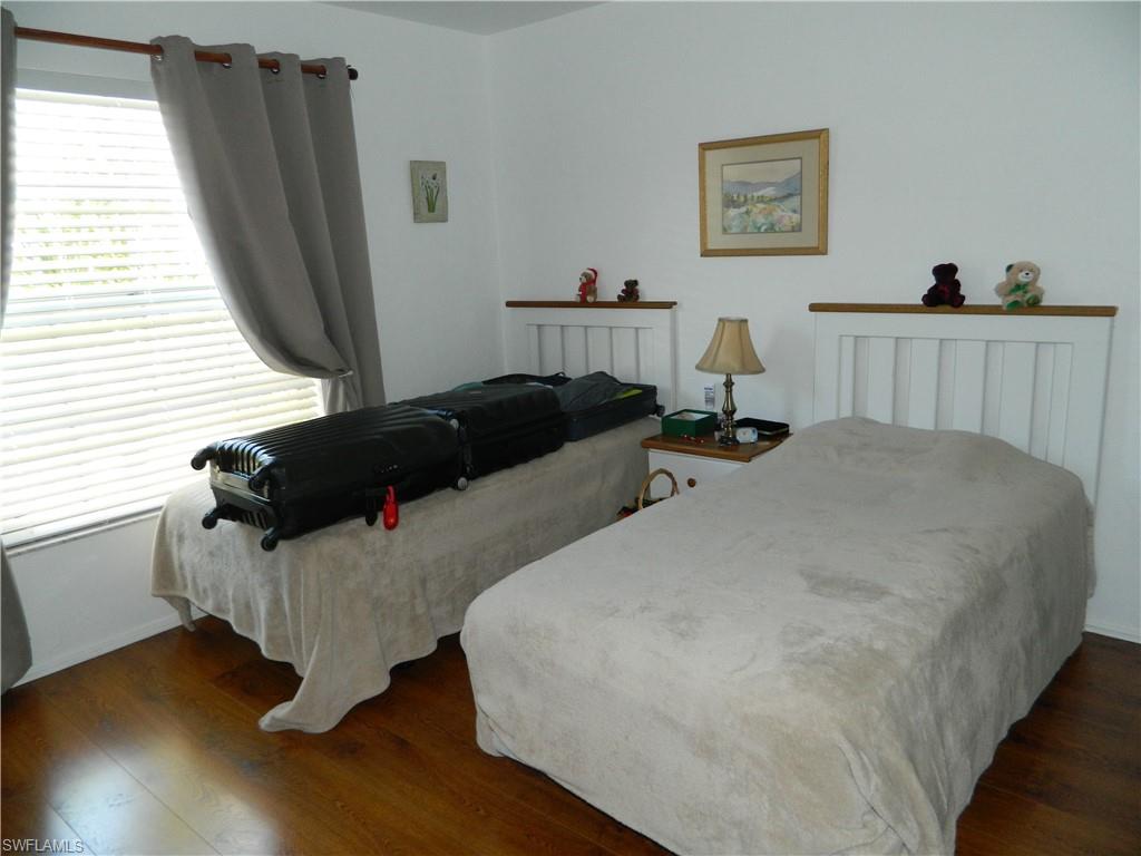 SOUTH POINTE - Residential