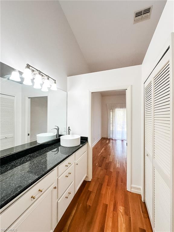 VILLAS AT TIMBER LAKE - Residential Lease