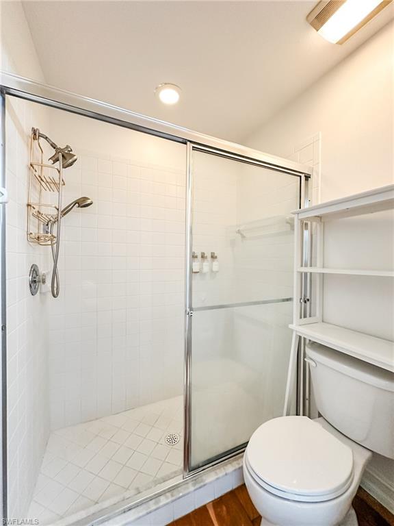 VILLAS AT TIMBER LAKE - Residential Lease