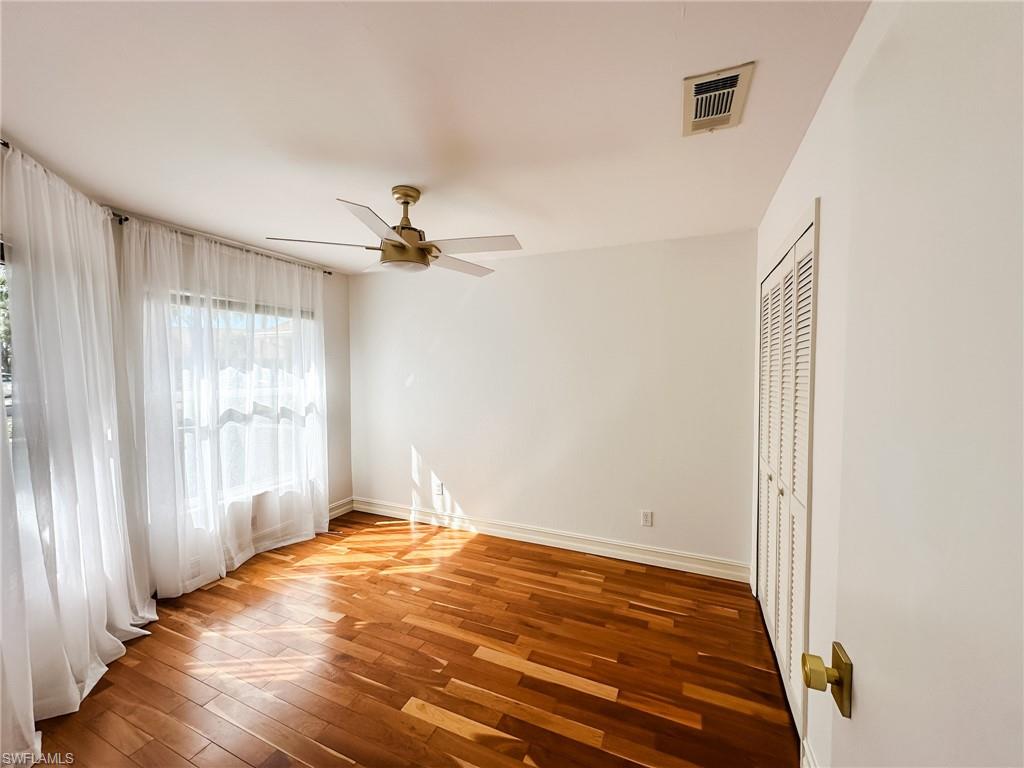 VILLAS AT TIMBER LAKE - Residential Lease