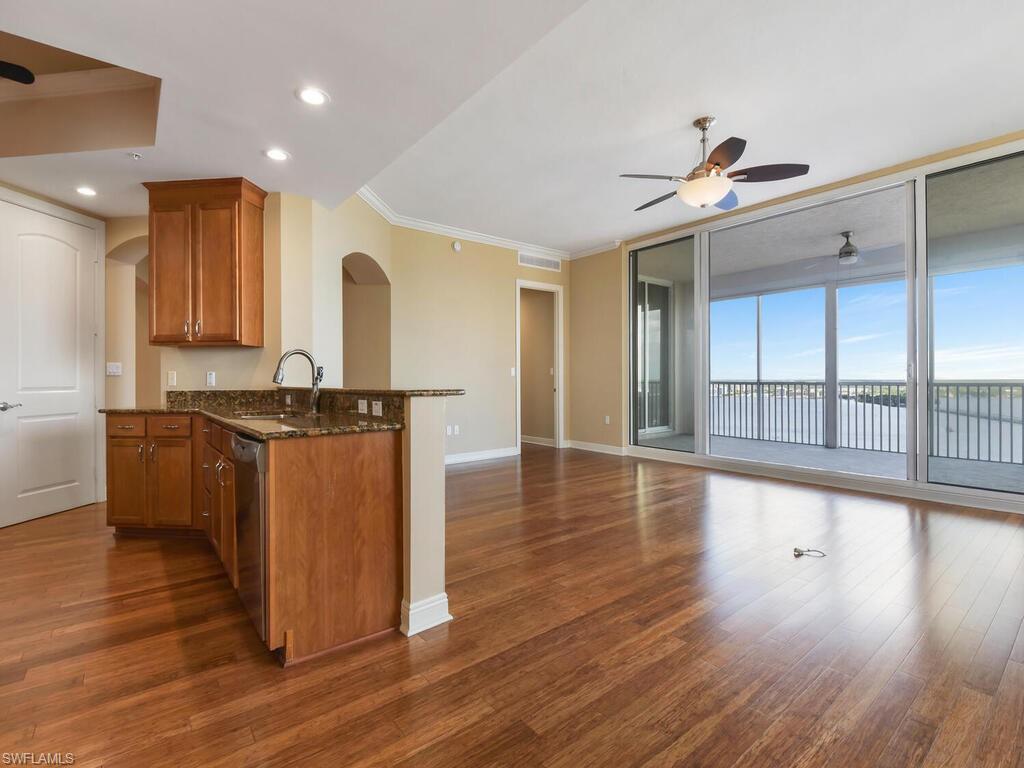 HIGH POINT PLACE - Residential