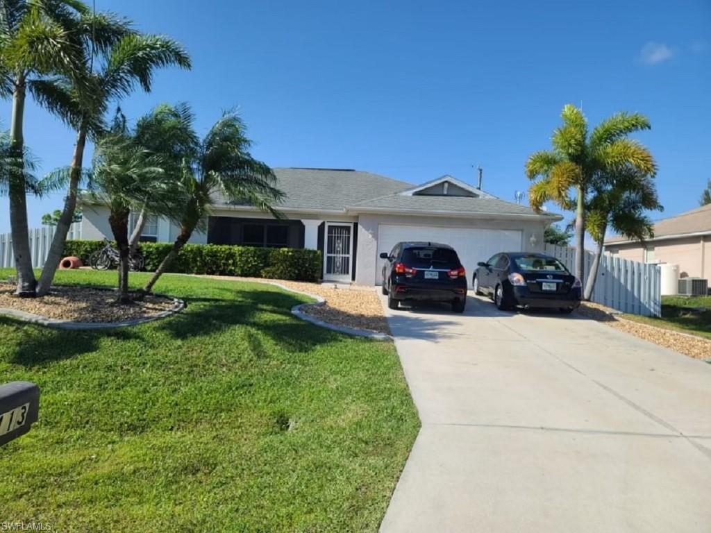 CAPE CORAL - Residential