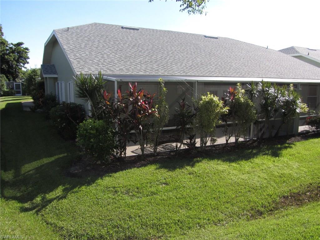 ROYAL VILLAS - Residential