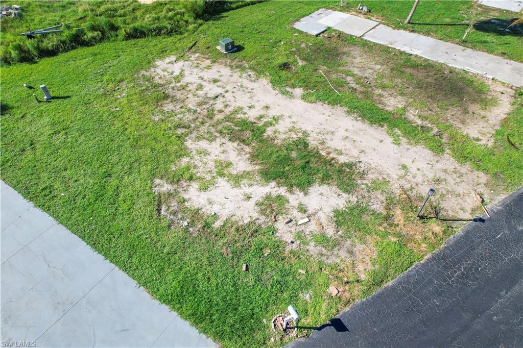 PLANTATION ESTATES MOBILE HOME - Land