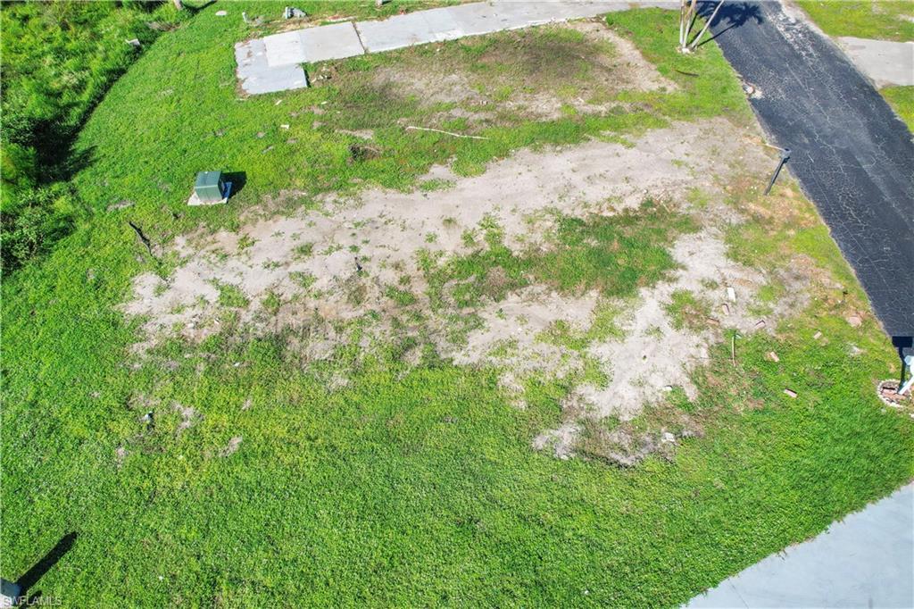 PLANTATION ESTATES MOBILE HOME - Land