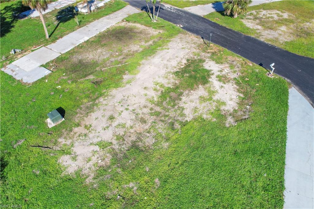 PLANTATION ESTATES MOBILE HOME - Land