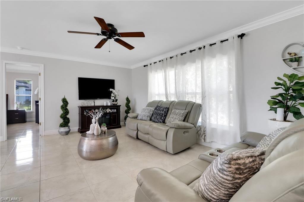 1530 Everglades BLVD S